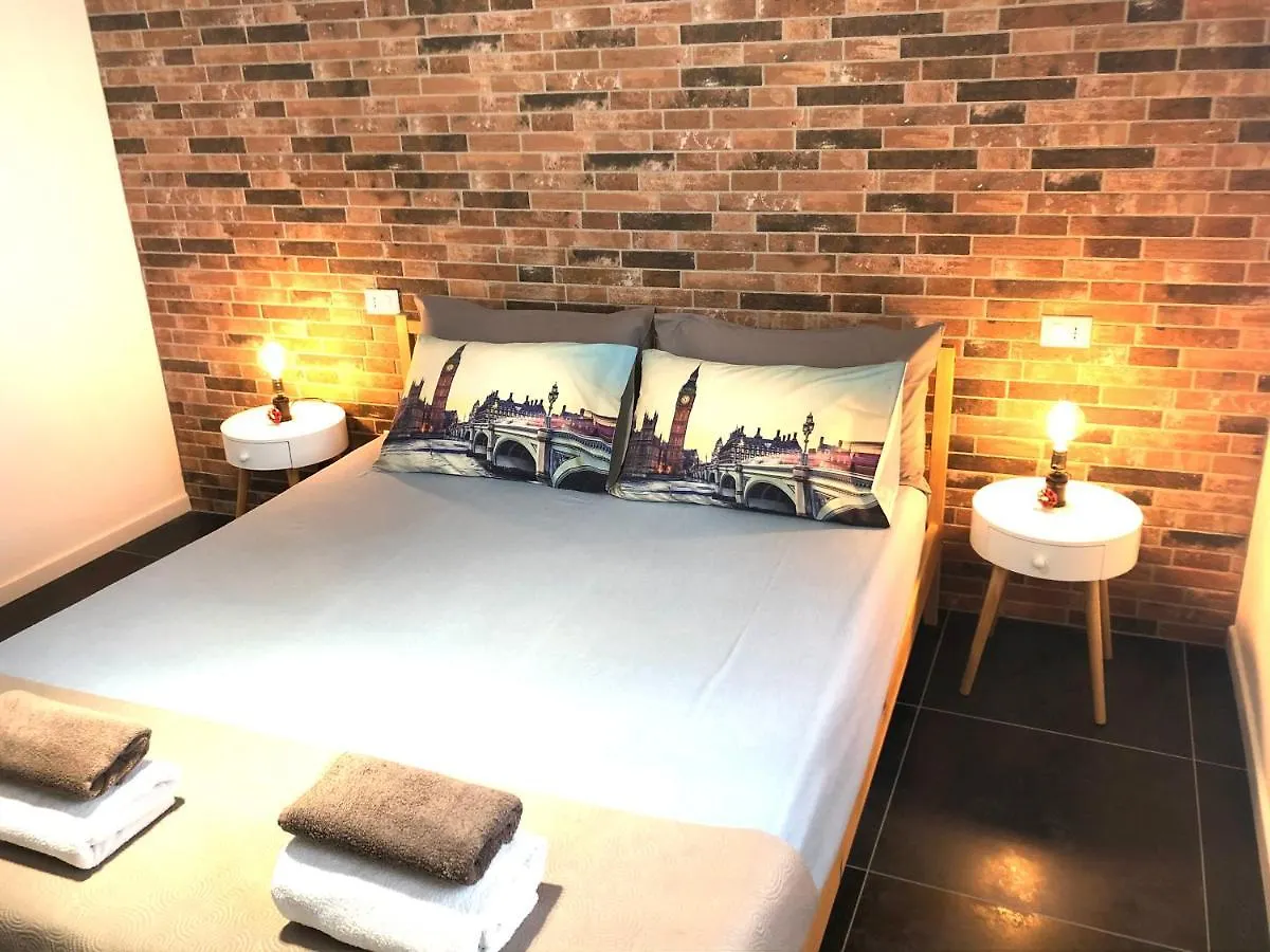 Blaxej, Nel Cuore Di Verona, Moderno Ed Elegante, 4 Posti Letto, Wi-Fi, Self Check In Appartement Verona